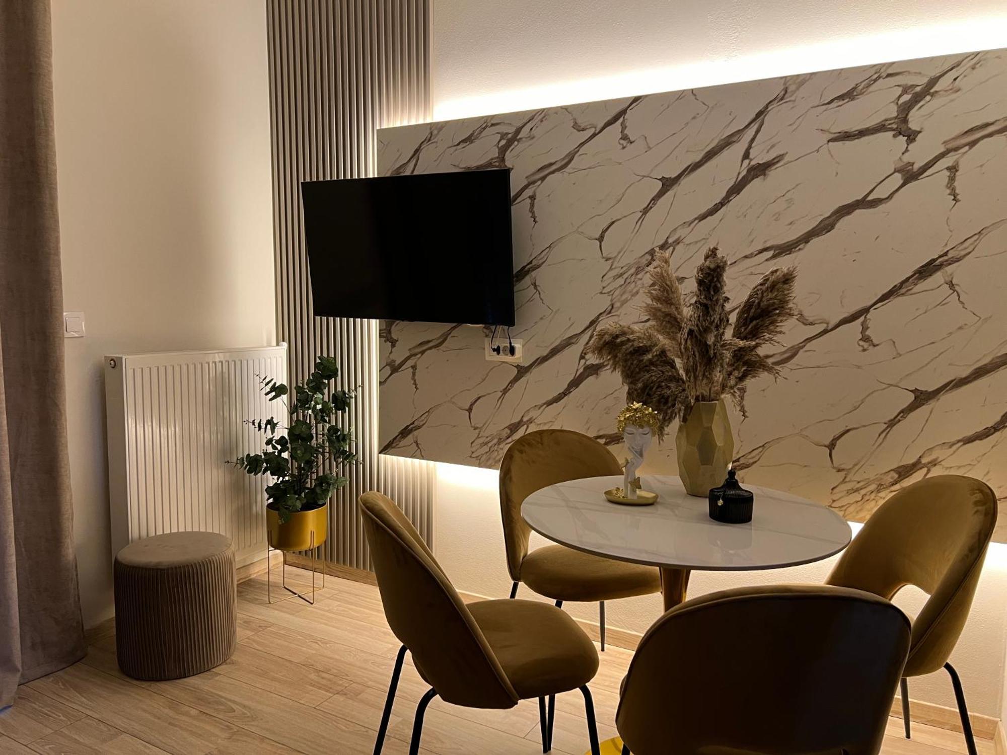 Oasis Apartment 2 By Gg Alexandroupolis Exteriör bild